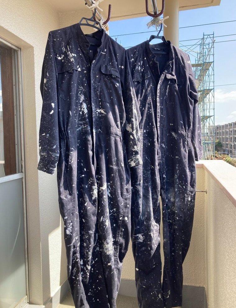 作業開始とともにホームセンターで購入した作業着。